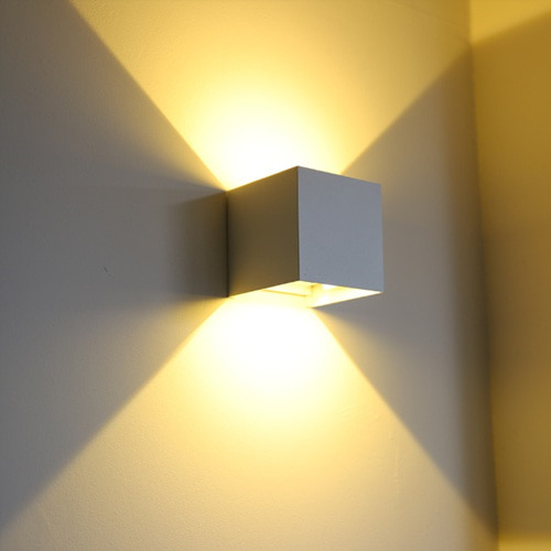 LED 로빔 사각 벽등 6W.